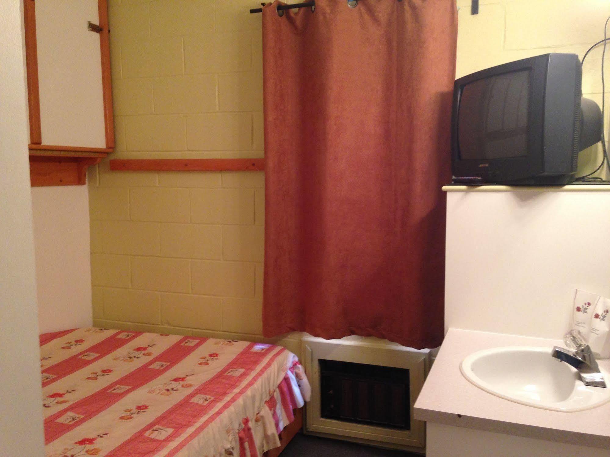 Motel Econonuit Sherbrooke Eksteriør bilde