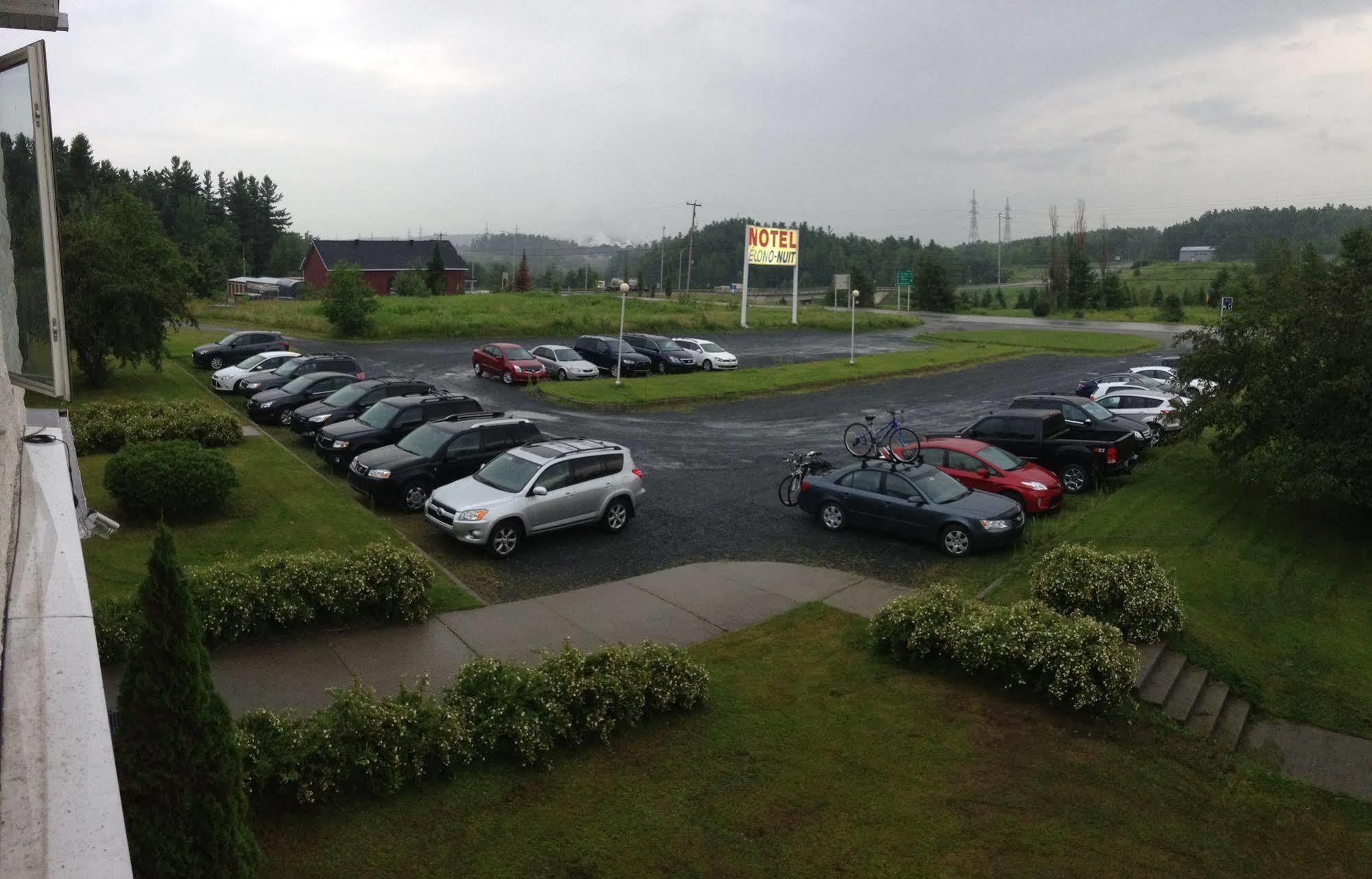 Motel Econonuit Sherbrooke Eksteriør bilde